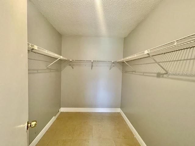 В аренду: $2,600 (5 спален, 2 ванн, 1568 Квадратных фут)
