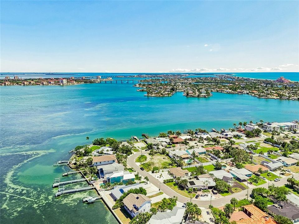 На продажу: $1,675,000 (3 спален, 3 ванн, 2190 Квадратных фут)