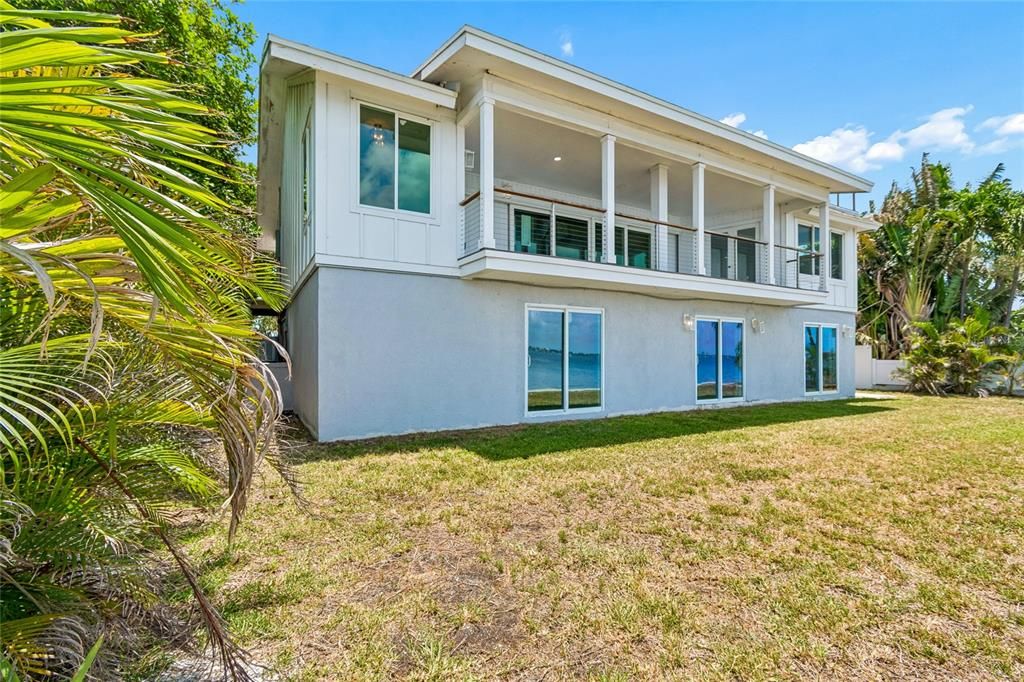 En Venta: $1,675,000 (3 camas, 3 baños, 3185 Pies cuadrados)