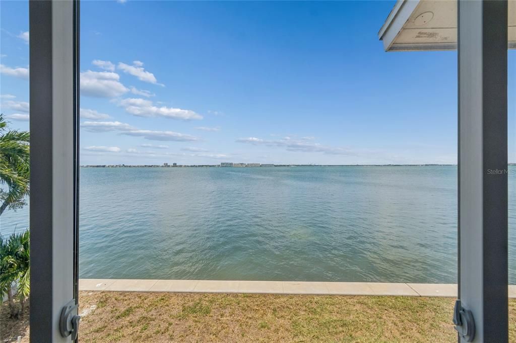 En Venta: $1,675,000 (3 camas, 3 baños, 3185 Pies cuadrados)
