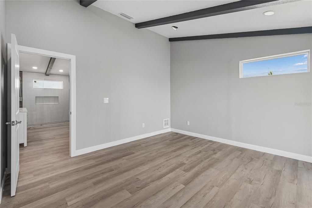 En Venta: $1,675,000 (3 camas, 3 baños, 3185 Pies cuadrados)