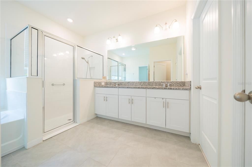 На продажу: $559,990 (4 спален, 3 ванн, 2851 Квадратных фут)