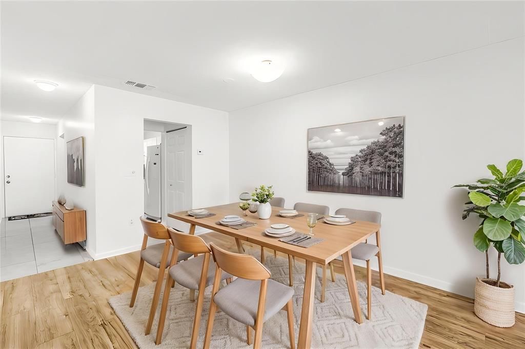 На продажу: $59,900 (1 спален, 1 ванн, 1055 Квадратных фут)