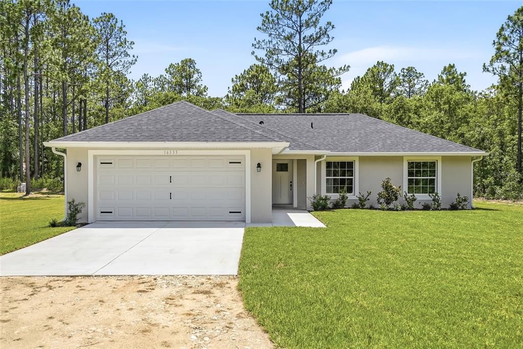 For Sale: $329,900 (3 beds, 2 baths, 1349 Square Feet)