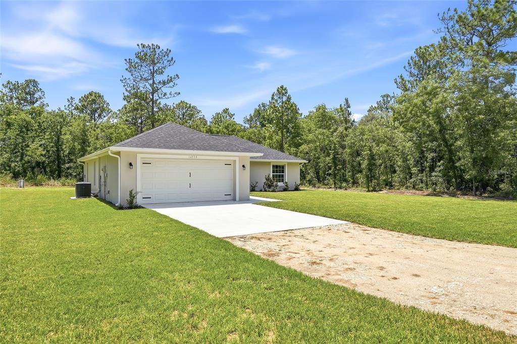 For Sale: $329,900 (3 beds, 2 baths, 1349 Square Feet)