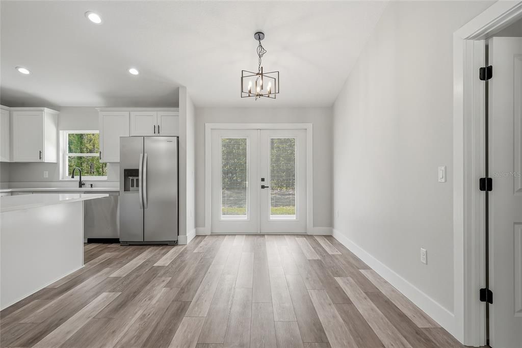 For Sale: $329,900 (3 beds, 2 baths, 1349 Square Feet)