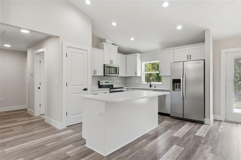 For Sale: $329,900 (3 beds, 2 baths, 1349 Square Feet)