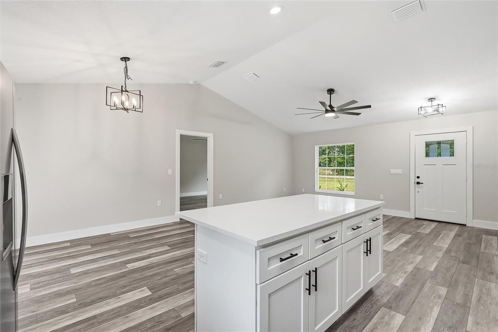 For Sale: $329,900 (3 beds, 2 baths, 1349 Square Feet)