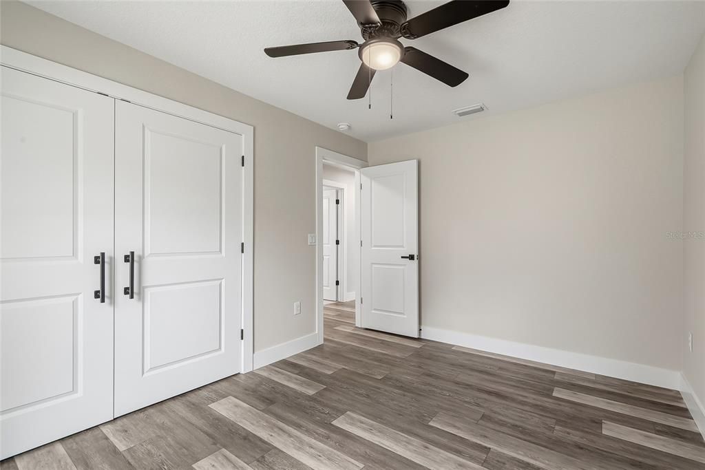 For Sale: $329,900 (3 beds, 2 baths, 1349 Square Feet)