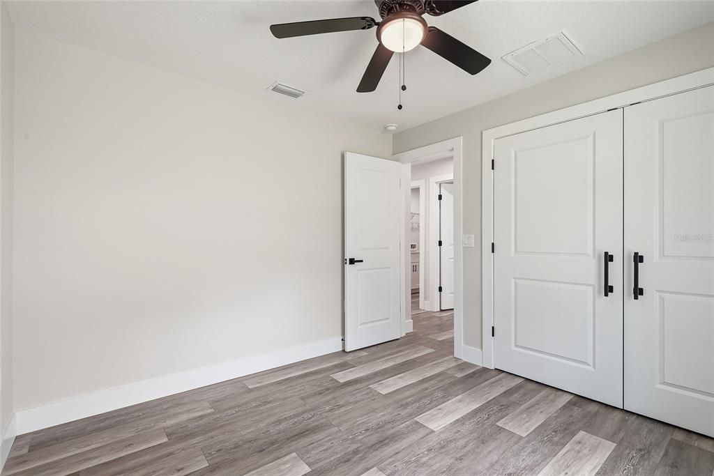 For Sale: $329,900 (3 beds, 2 baths, 1349 Square Feet)