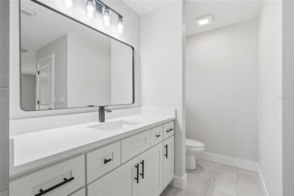 For Sale: $329,900 (3 beds, 2 baths, 1349 Square Feet)
