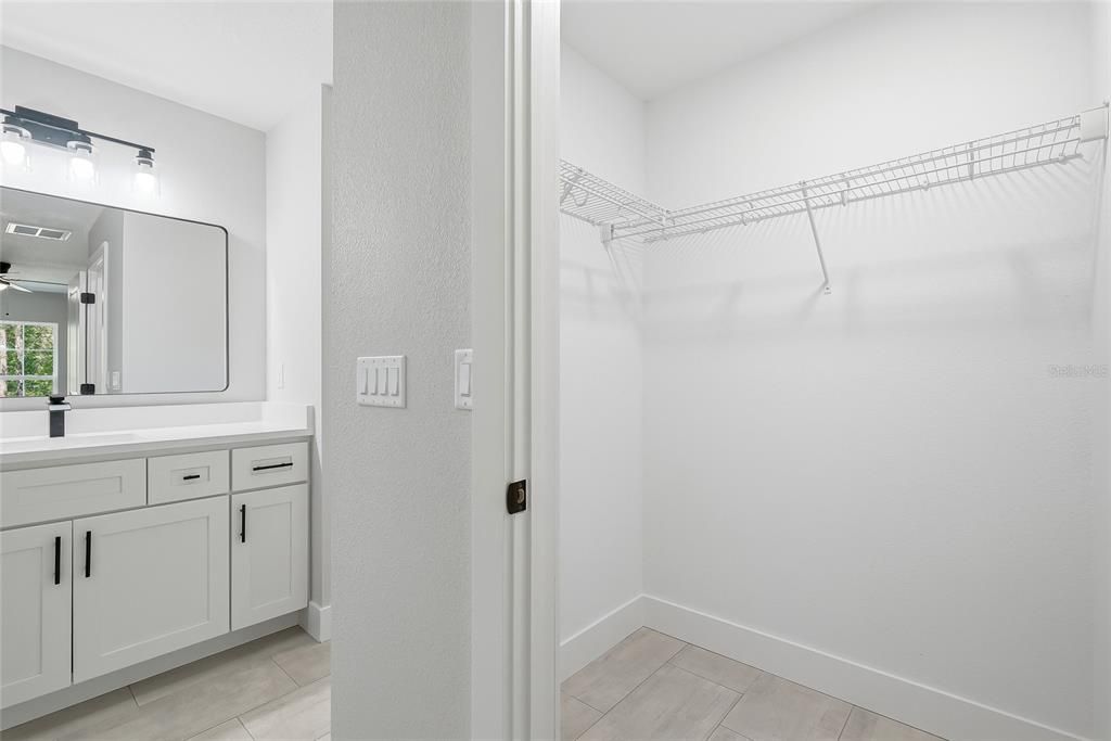 For Sale: $329,900 (3 beds, 2 baths, 1349 Square Feet)