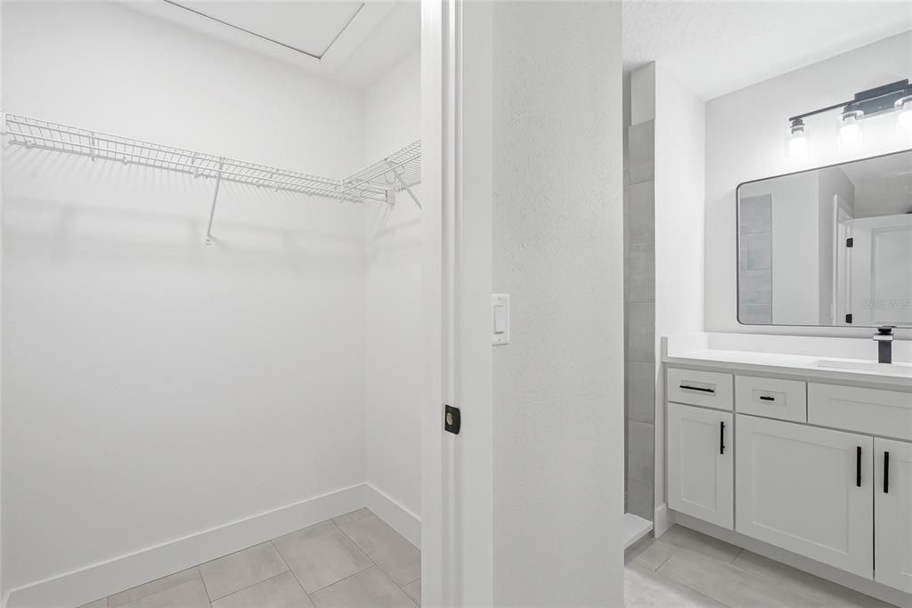 For Sale: $329,900 (3 beds, 2 baths, 1349 Square Feet)
