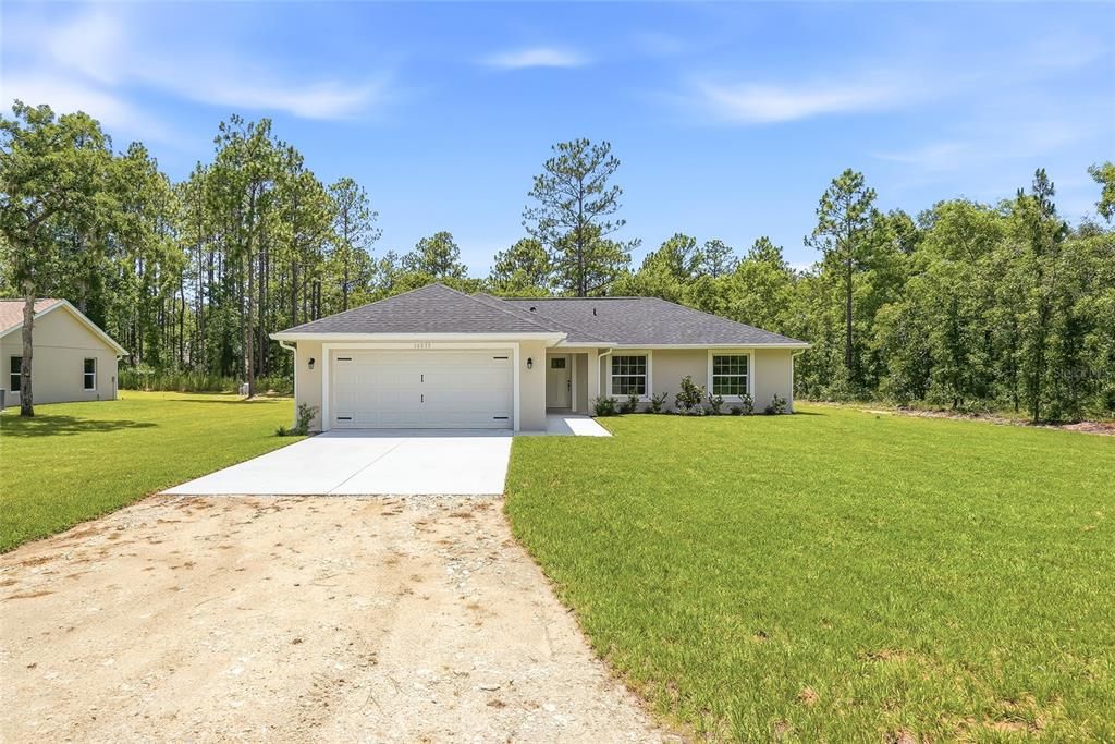 For Sale: $329,900 (3 beds, 2 baths, 1349 Square Feet)