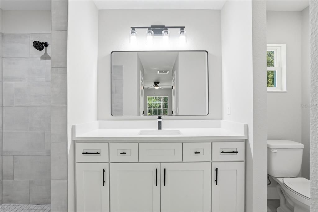 For Sale: $329,900 (3 beds, 2 baths, 1349 Square Feet)
