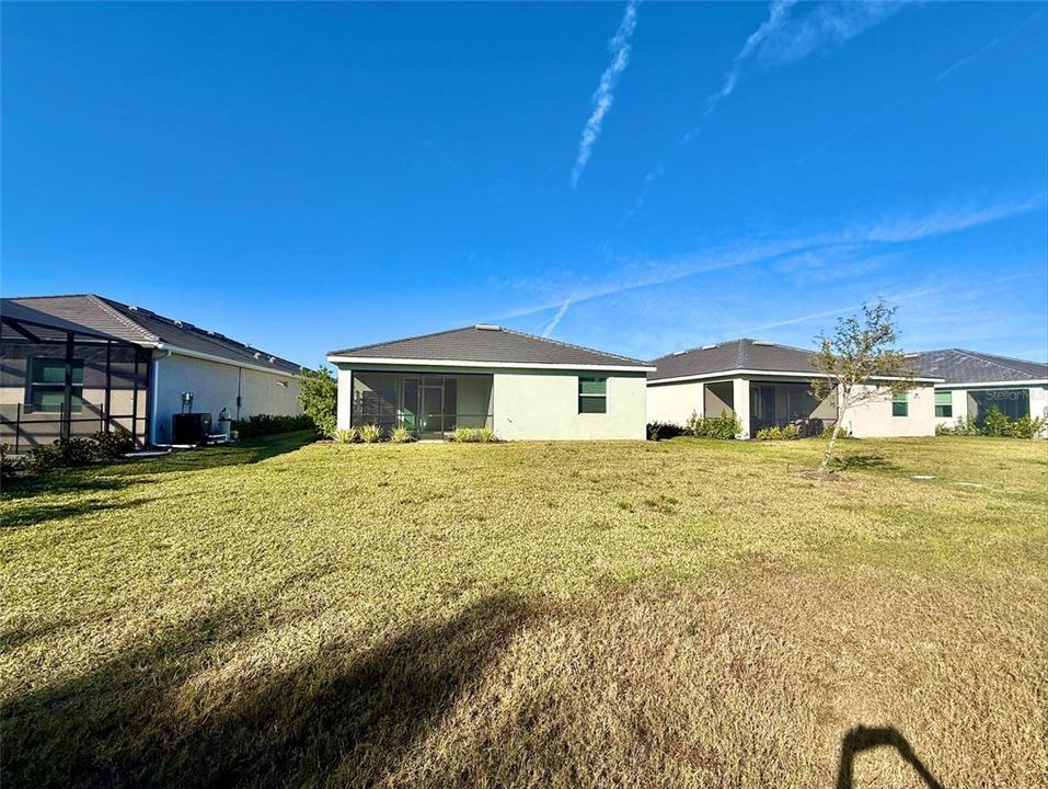 For Rent: $2,700 (3 beds, 3 baths, 1855 Square Feet)