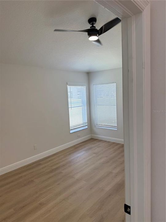 For Sale: $374,995 (3 beds, 2 baths, 1440 Square Feet)