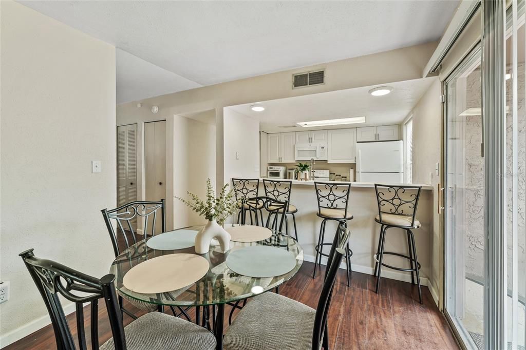 En Venta: $100,000 (2 camas, 1 baños, 1164 Pies cuadrados)