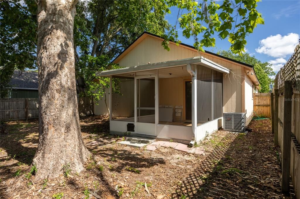 En Venta: $279,900 (3 camas, 2 baños, 1323 Pies cuadrados)