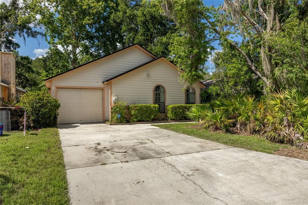 En Venta: $279,900 (3 camas, 2 baños, 1323 Pies cuadrados)
