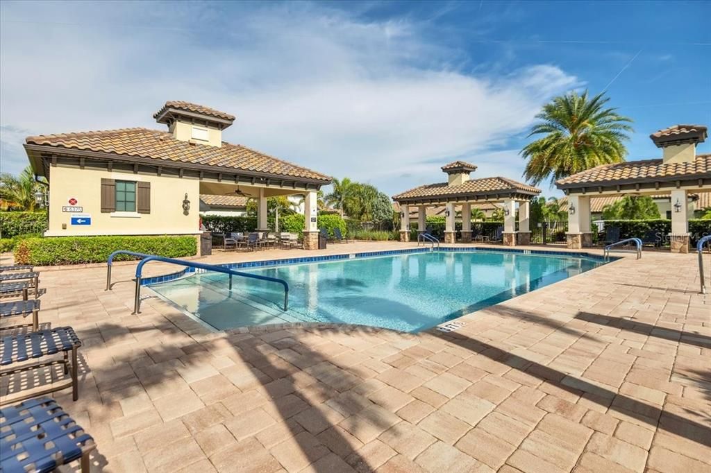 For Sale: $425,000 (2 beds, 2 baths, 1495 Square Feet)