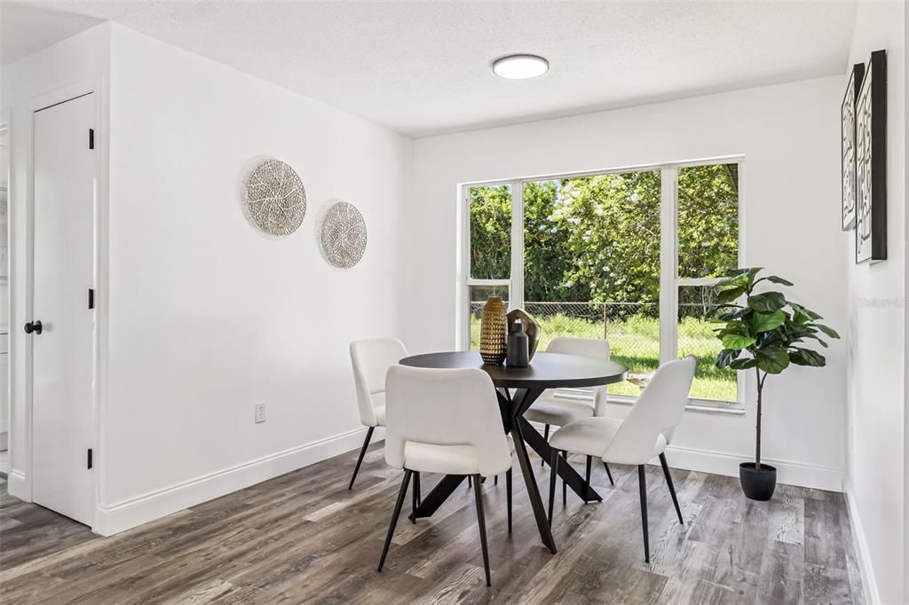 En Venta: $400,000 (3 camas, 2 baños, 1724 Pies cuadrados)
