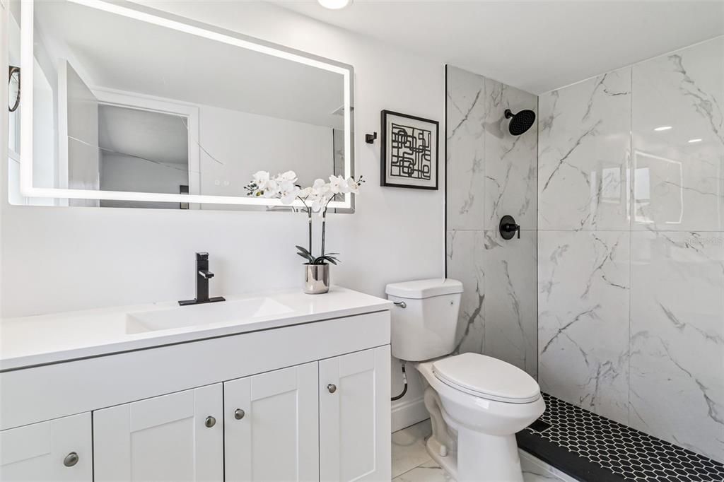En Venta: $400,000 (3 camas, 2 baños, 1724 Pies cuadrados)