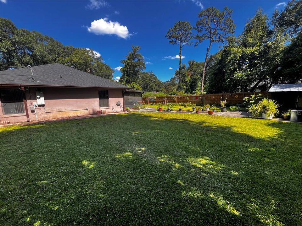 For Sale: $349,900 (4 beds, 2 baths, 1605 Square Feet)