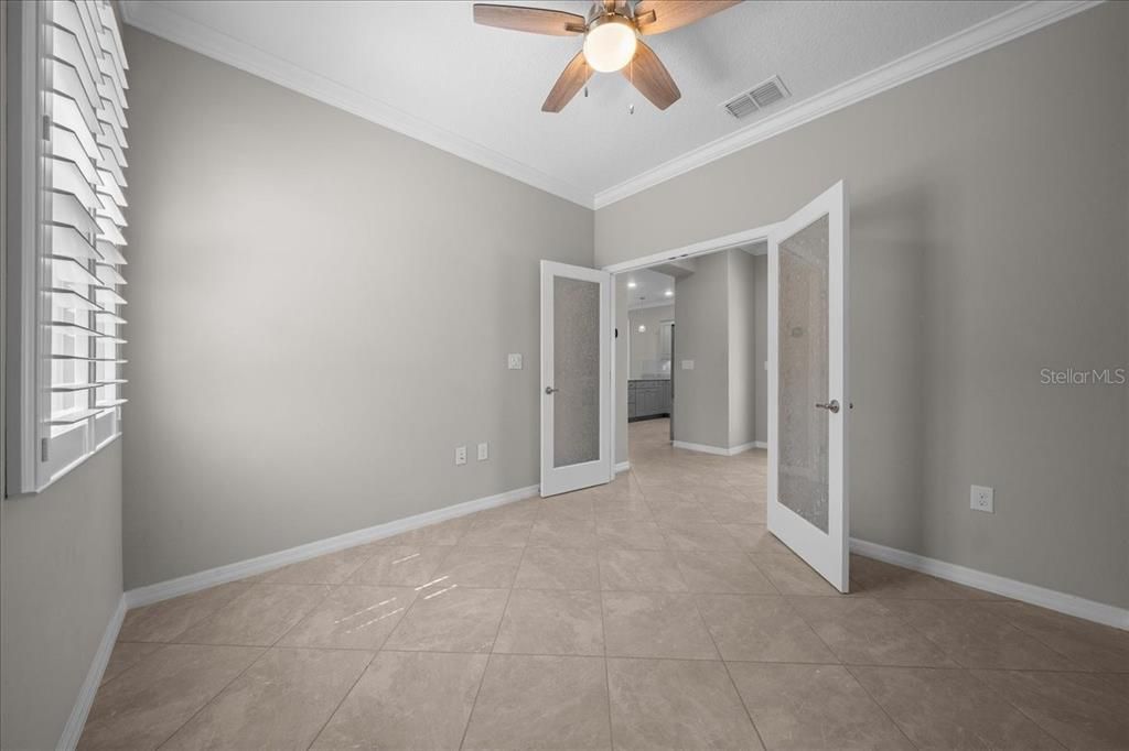 For Sale: $279,900 (2 beds, 2 baths, 1469 Square Feet)