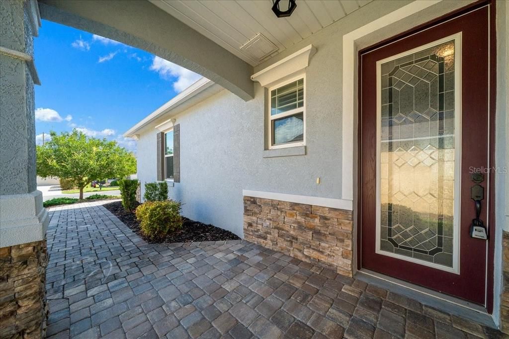 For Sale: $279,900 (2 beds, 2 baths, 1469 Square Feet)