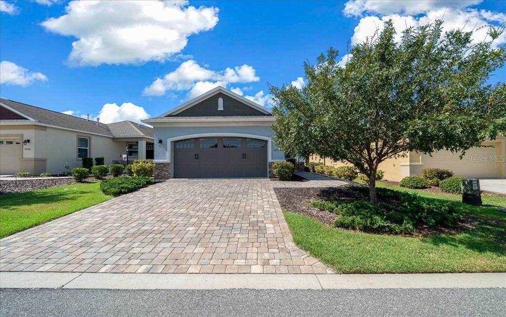 For Sale: $279,900 (2 beds, 2 baths, 1469 Square Feet)