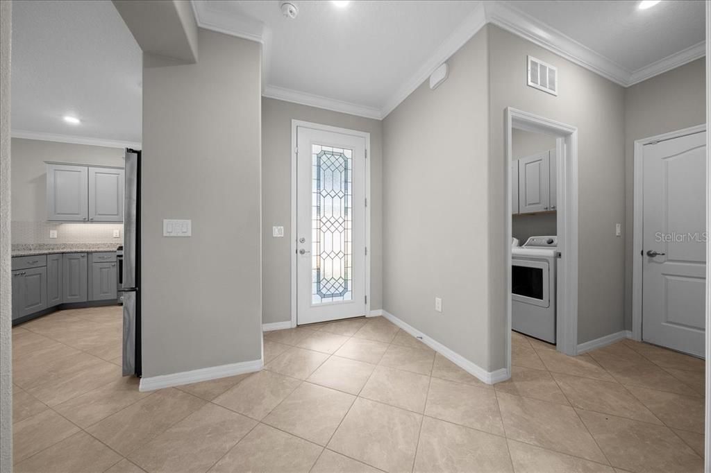 For Sale: $279,900 (2 beds, 2 baths, 1469 Square Feet)