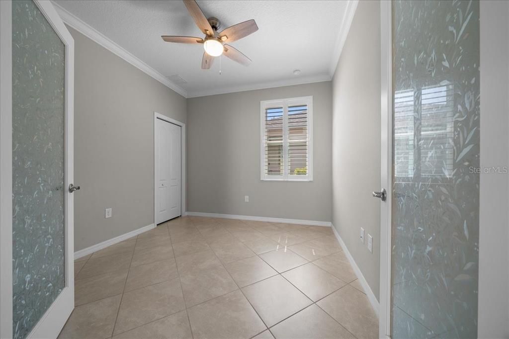 For Sale: $279,900 (2 beds, 2 baths, 1469 Square Feet)