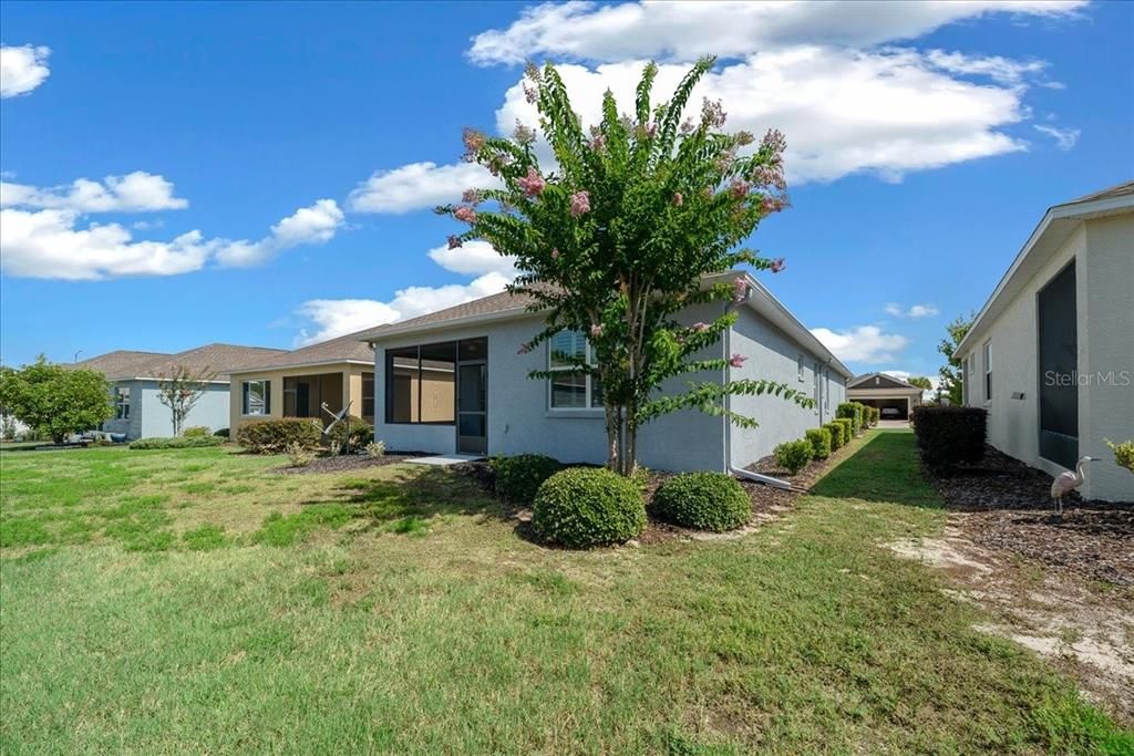 For Sale: $279,900 (2 beds, 2 baths, 1469 Square Feet)