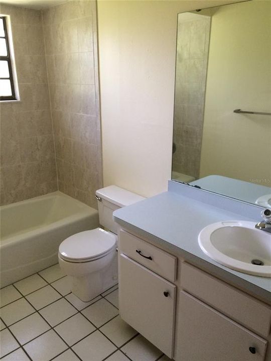 En Renta: $2,400 (3 camas, 2 baños, 1792 Pies cuadrados)