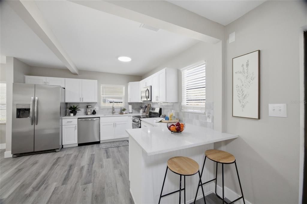 For Sale: $349,900 (3 beds, 2 baths, 1197 Square Feet)