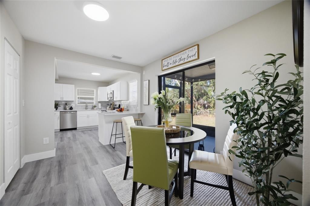 For Sale: $349,900 (3 beds, 2 baths, 1197 Square Feet)