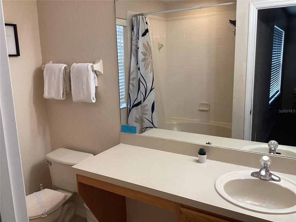 En Venta: $248,000 (4 camas, 0 baños, 1492 Pies cuadrados)