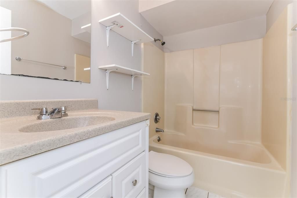 For Sale: $265,000 (3 beds, 2 baths, 1483 Square Feet)