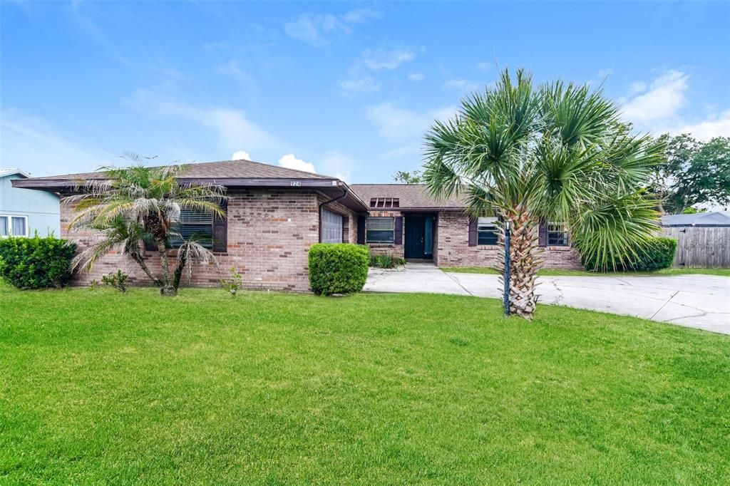 For Sale: $265,000 (3 beds, 2 baths, 1483 Square Feet)