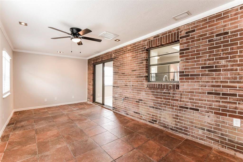 For Sale: $265,000 (3 beds, 2 baths, 1483 Square Feet)