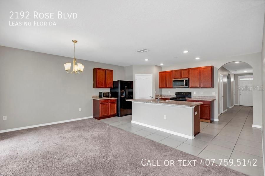 For Rent: $1,850 (4 beds, 2 baths, 1828 Square Feet)