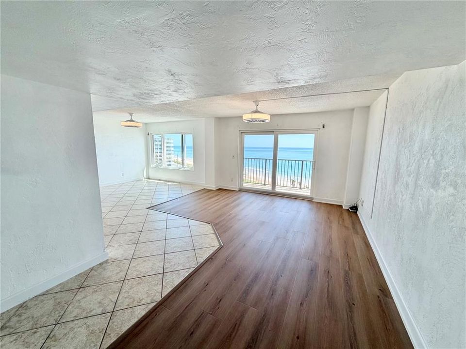 For Rent: $2,200 (2 beds, 2 baths, 1331 Square Feet)