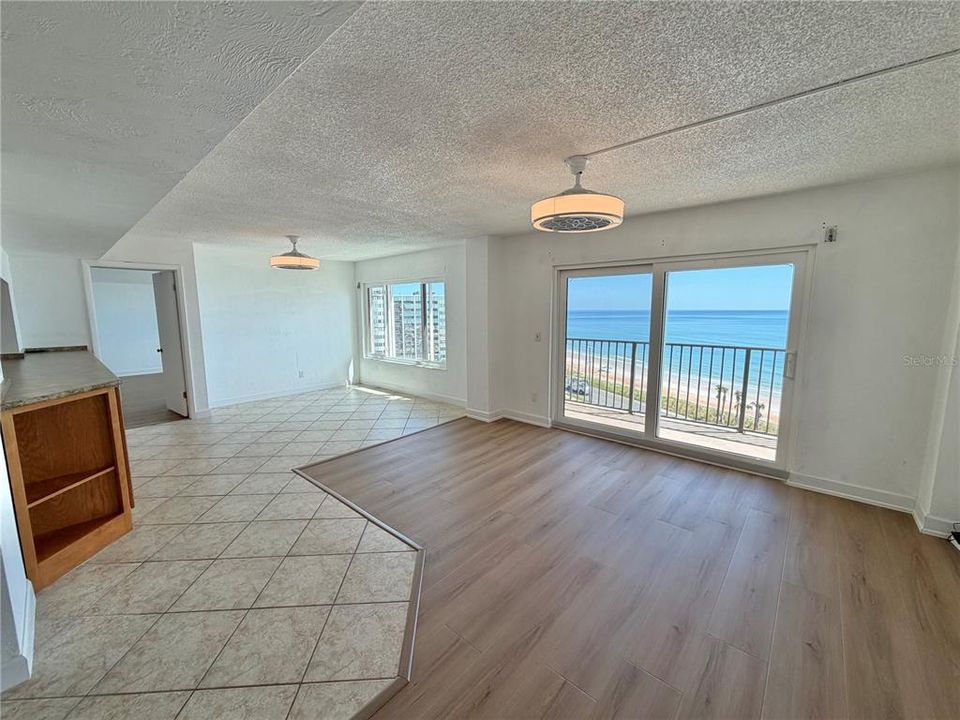 For Rent: $2,200 (2 beds, 2 baths, 1331 Square Feet)
