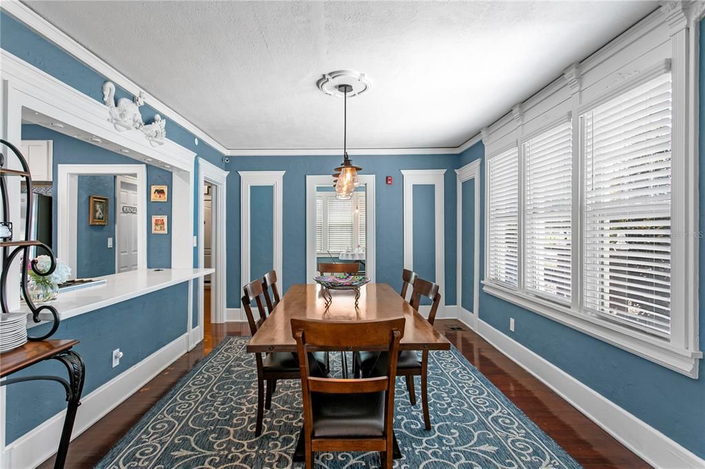 En Venta: $1,450,000 (7 camas, 8 baños, 4444 Pies cuadrados)