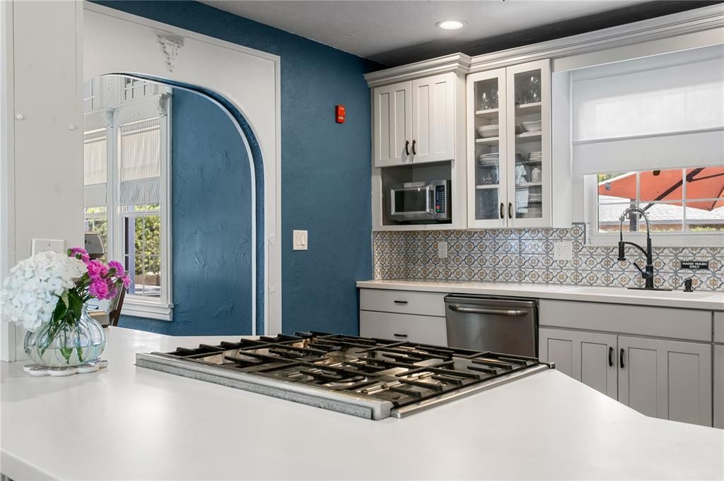 En Venta: $1,450,000 (7 camas, 8 baños, 4444 Pies cuadrados)