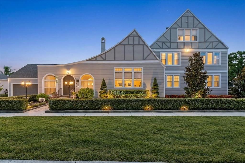 En Venta: $1,450,000 (7 camas, 8 baños, 4444 Pies cuadrados)