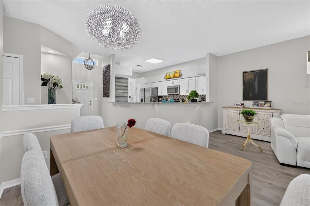 На продажу: $310,000 (3 спален, 2 ванн, 1630 Квадратных фут)
