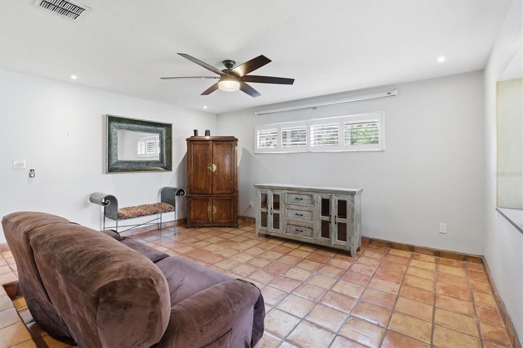 For Sale: $449,900 (4 beds, 2 baths, 1849 Square Feet)