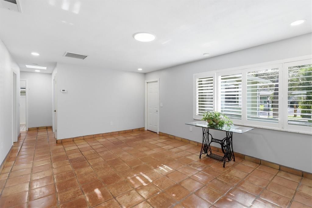 For Sale: $449,900 (4 beds, 2 baths, 1849 Square Feet)